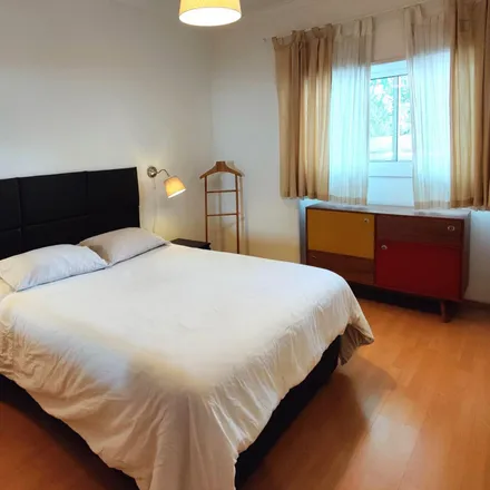 Rent this 2 bed apartment on Praceta Manuel Nunes Manique in 2750-285 Cascais, Portugal