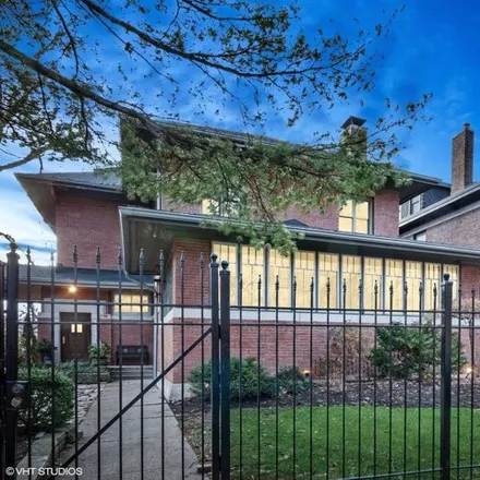 Image 9 - 4234 North Hazel Street, Chicago, IL 60613, USA - House for sale