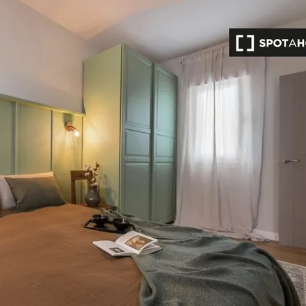 Image 5 - Le Blanc, Calle del Conde de Xiquena, 28004 Madrid, Spain - Apartment for rent