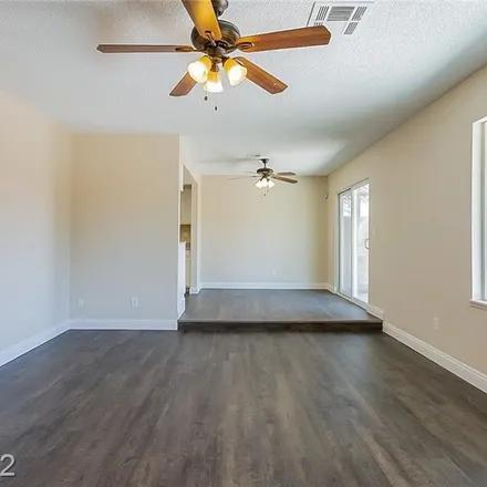 Image 3 - 6089 Ensenada Drive, Whitney, NV 89122, USA - Townhouse for sale