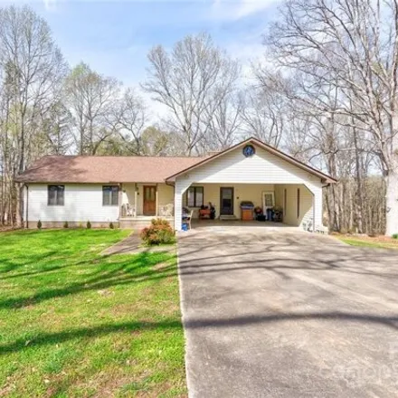 Buy this 3 bed house on 1068 Providence Road in Shelby, NC 28152