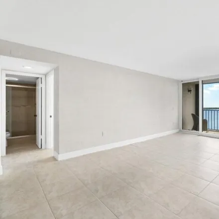 Image 1 - 5698 North Flagler Drive, West Palm Beach, FL 33407, USA - Condo for sale