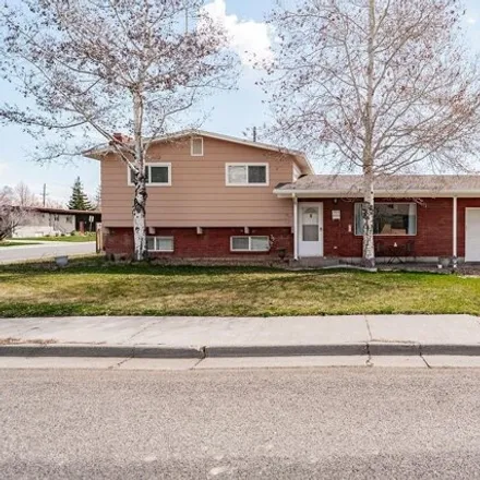 Buy this 4 bed house on 1118 Hemlock Street in Idaho Falls, ID 83401