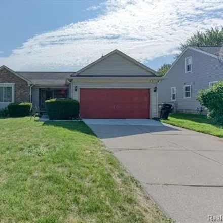 Buy this 3 bed house on 29630 Ruthdale Street in Roseville, MI 48066