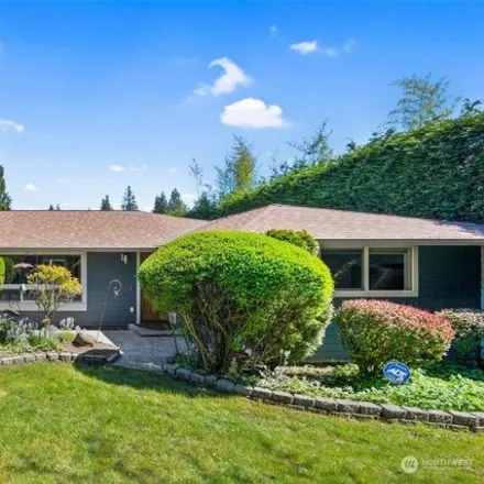 Buy this 3 bed house on 7818 130th Avenue Northeast in Rose Hill, Kirkland