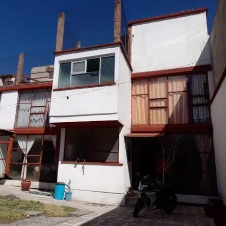 Buy this 3 bed house on Calle Constituyentes 705 in 50080 Toluca, MEX