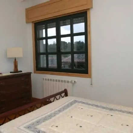 Rent this 4 bed townhouse on Salvaterra de Miño in Galicia, Spain