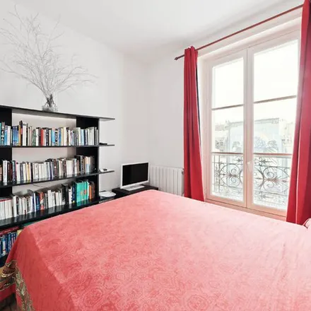 Image 8 - 2 Rue Brisemiche, 75004 Paris, France - Apartment for rent