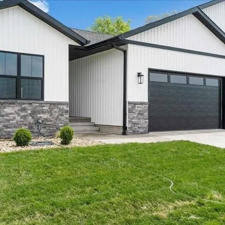 Buy this 3 bed condo on 3098 Sunflower Street in Ely, IA 52227