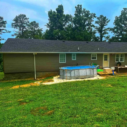 Image 2 - 961 Herbert Gallian Drive, Waynesboro, TN 38485, USA - House for sale