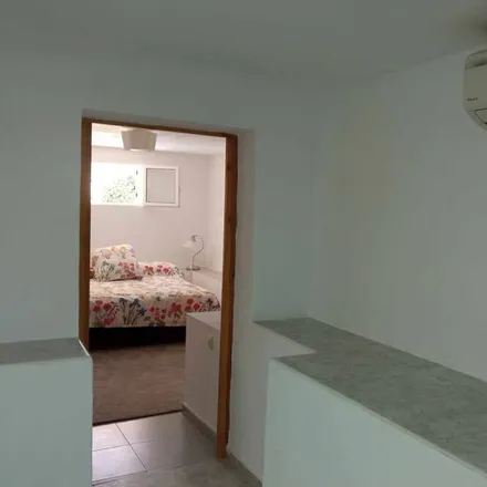 Rent this 5 bed house on liams house in Calle Nectarina, 11