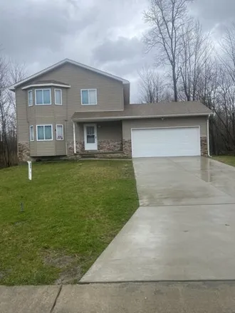 Buy this 3 bed house on 6074 Walnut Trail in Genesee County, MI 48439