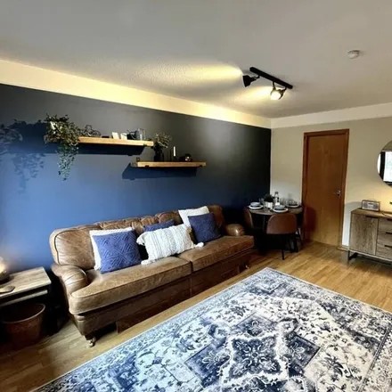 Image 1 - Highland, IV2 5WA, United Kingdom - Apartment for rent