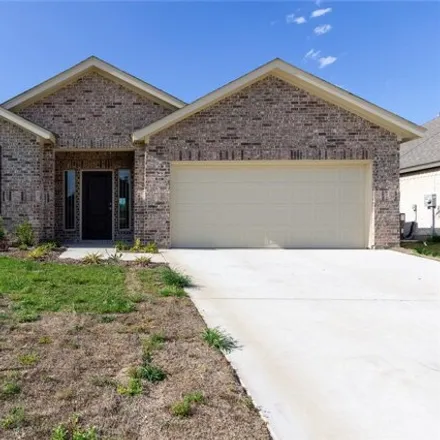 Rent this 3 bed house on 415 Stoneridge Drive in Hillsboro, TX 76645
