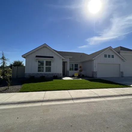 Buy this 4 bed house on Red Mountain Street in Caldwell, ID 83644