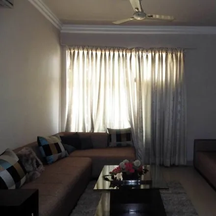 Image 7 - unnamed road, Ghaziabad District, Ghaziabad - 201017, India - Apartment for rent