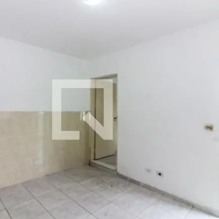 Rent this 2 bed house on Rua Pirajuia in Parque Continental, São Paulo - SP