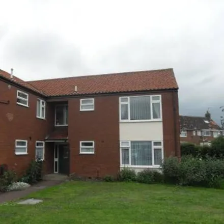 Rent this 2 bed apartment on Fletcher Close in Hessle, HU13 9LD