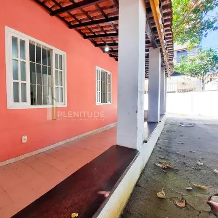 Buy this 5 bed house on Edifício Las Palmas in Rua Francisco Paranhos, Centro