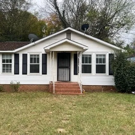 Rent this 2 bed house on 532 Lynmore Avenue in Terra Cotta, Macon