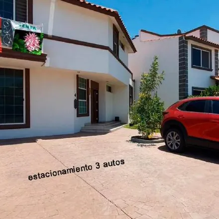 Buy this 3 bed house on Cerrada José Luis Cuevas in Pueblo Nuevo, 76900 Corregidora