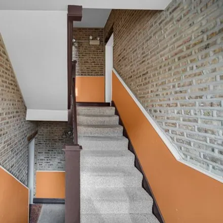 Image 3 - 4847 South Vincennes Avenue, Chicago, IL 60653, USA - Condo for sale