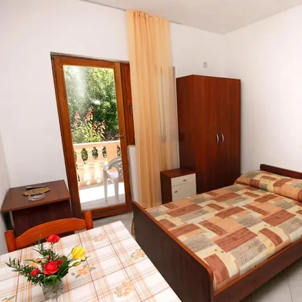 Rent this studio apartment on 23243 Općina Jasenice