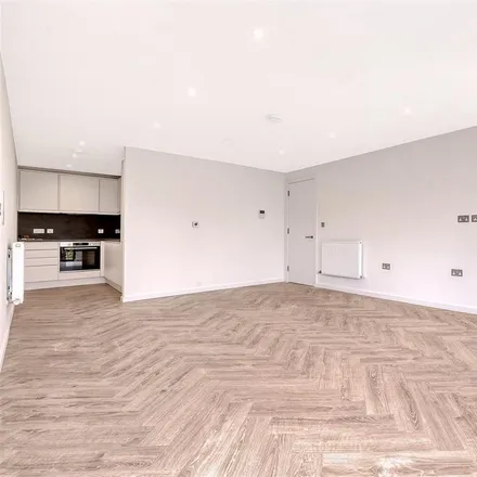 Image 5 - Avenue Heights, Avenue Road, London, N6 5DW, United Kingdom - Apartment for rent