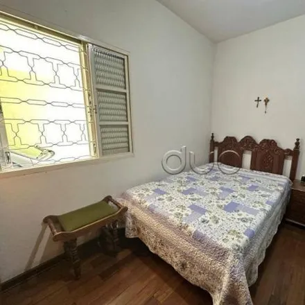 Buy this 5 bed house on Rua Quinze de Novembro in Nova América, Piracicaba - SP