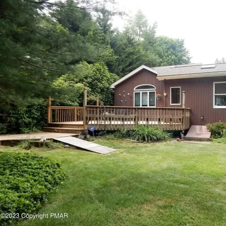 Image 4 - Iris Trail, Pocono Pines, Tobyhanna Township, PA 18350, USA - House for sale