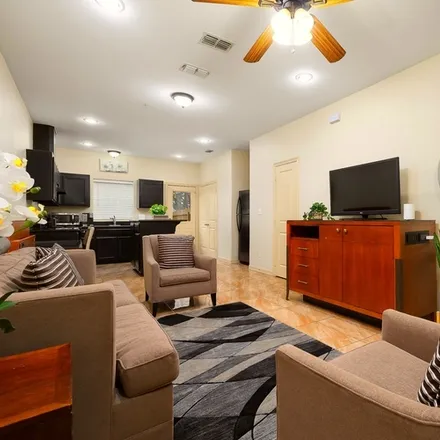 Image 1 - 1300 Humming Bird Court, Unit 7 - Townhouse for rent