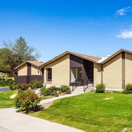 Buy this 4 bed condo on 2261 Mount Olympus Drive in Holladay, UT 84124