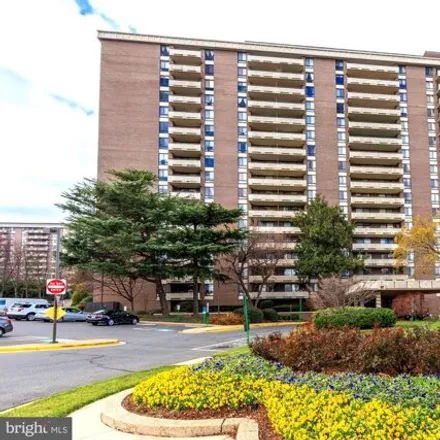 Rent this 2 bed apartment on Regency of McLean in 1800 Old Meadow Road, Fairfax County