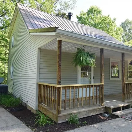 Buy this 2 bed house on 4980 West Cowden Road in Ellettsville, Monroe County