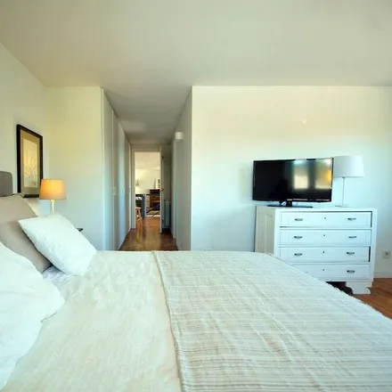 Rent this 5 bed house on 4910-613 Distrito de Portalegre