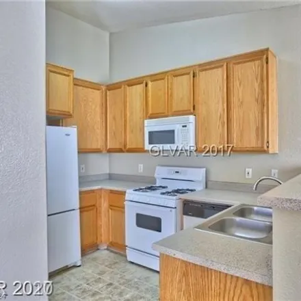 Image 3 - Marion Drive, Sunrise Manor, NV 89115, USA - Condo for rent