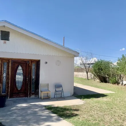 Buy this 3 bed house on 5937 Sixta Drive in Green Acres Colonia, El Paso