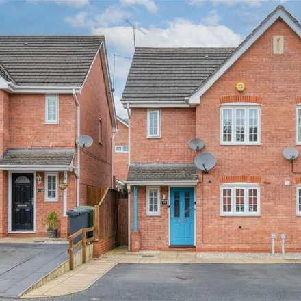 Buy this 3 bed duplex on Hoveton Close in Redditch, B98 7HW