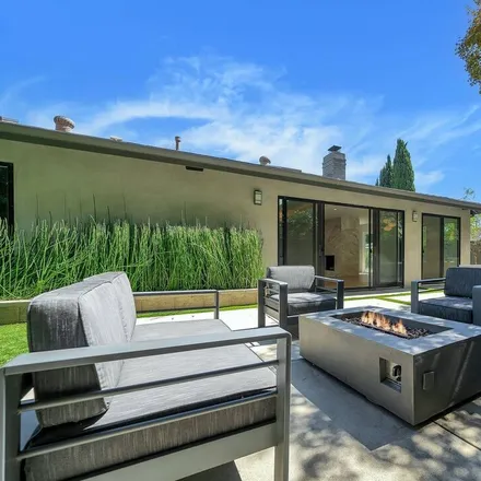 Image 5 - 2829 Westbrook Avenue, Los Angeles, CA 90046, USA - House for rent