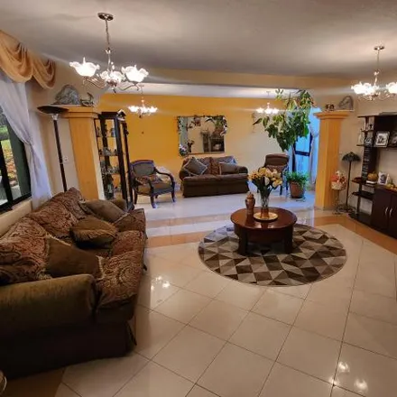 Image 2 - Mariano Paredes N70-38, 170310, Ecuador - House for sale