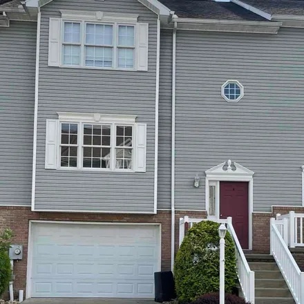 Rent this 3 bed townhouse on 109 New Castle