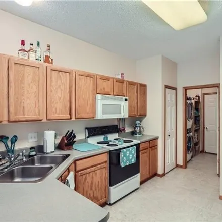 Image 4 - 779 Village Parkway, Circle Pines, Anoka County, MN 55014, USA - Townhouse for sale