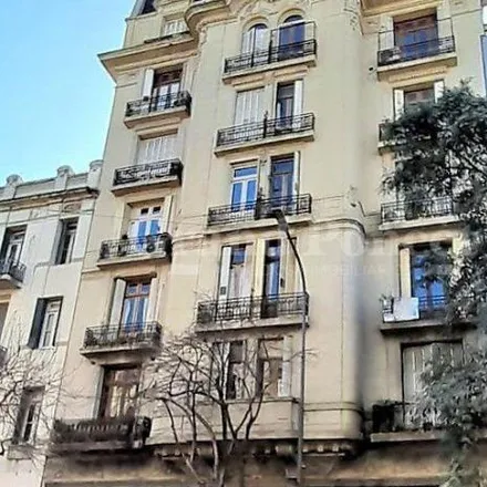 Image 2 - Napoles, Avenida Caseros, San Telmo, C1143 AAH Buenos Aires, Argentina - Apartment for rent