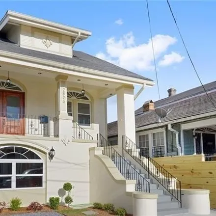 Buy this 5 bed house on 2825 Milan St in New Orleans, Louisiana
