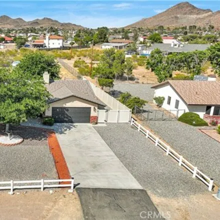 Buy this 3 bed house on 16038 Venango Road in Apple Valley, CA 92307