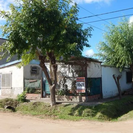 Buy this 3 bed house on Junin in Departamento Colón, 3283 San José