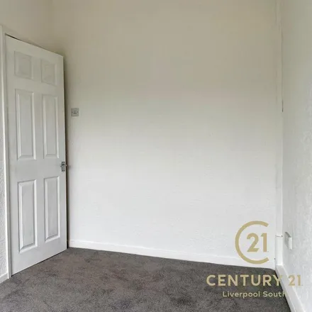 Image 9 - Rockmount Close, Liverpool, L25 6JN, United Kingdom - Apartment for rent