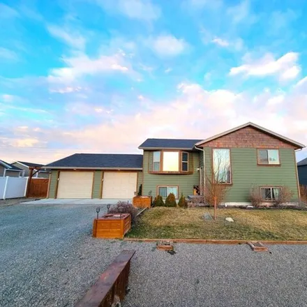 Buy this 5 bed house on 7977 Taylor Trail in Lewis and Clark County, MT 59602