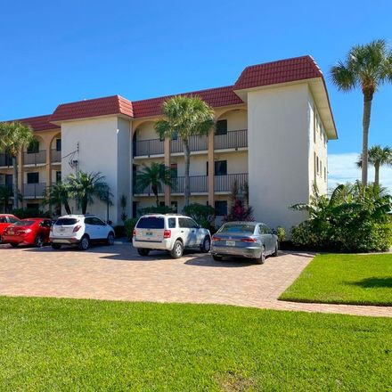 Rent this 2 bed condo on 671 East Gulf Drive in Sanibel, Lee County