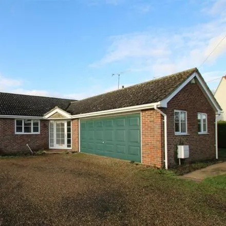 Rent this 3 bed house on North Street in Steeple Bumpstead, N/a